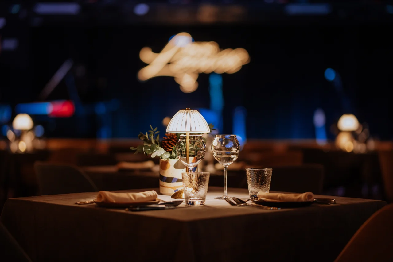 Espacios Leaves Restaurant